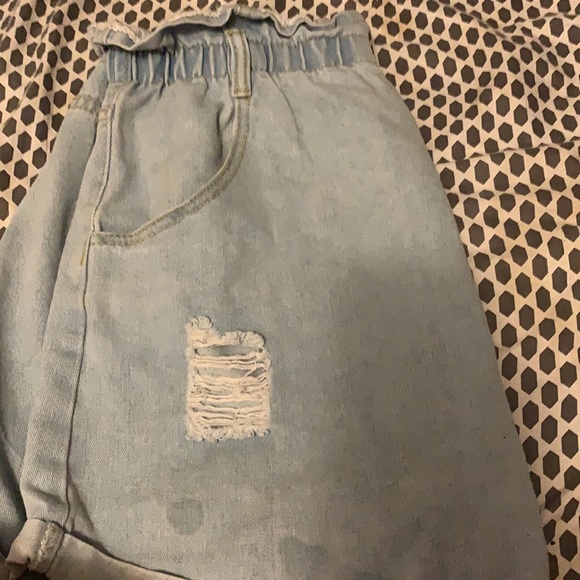 Paper Bag Jean shorts - Picture 3 of 3